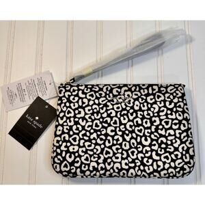 NWT Kate Spade Chelsea Leopard Heart Medium Wristlet Pouch Black White CUTE